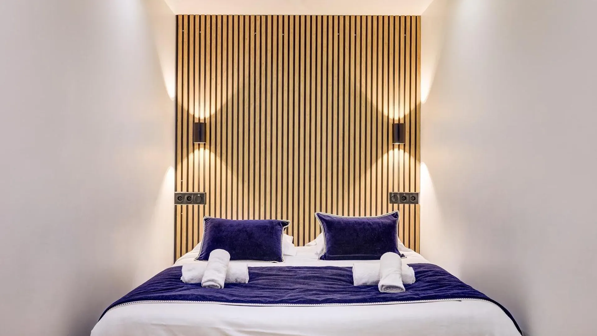 Modern And Renovated Next To Sacre-coeur Appartamento Parigi